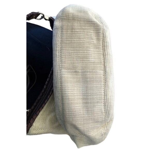 Michael Kors Bennet Straw Hobo Shoulder bag With gold accents & tassel - Picture 9 of 12